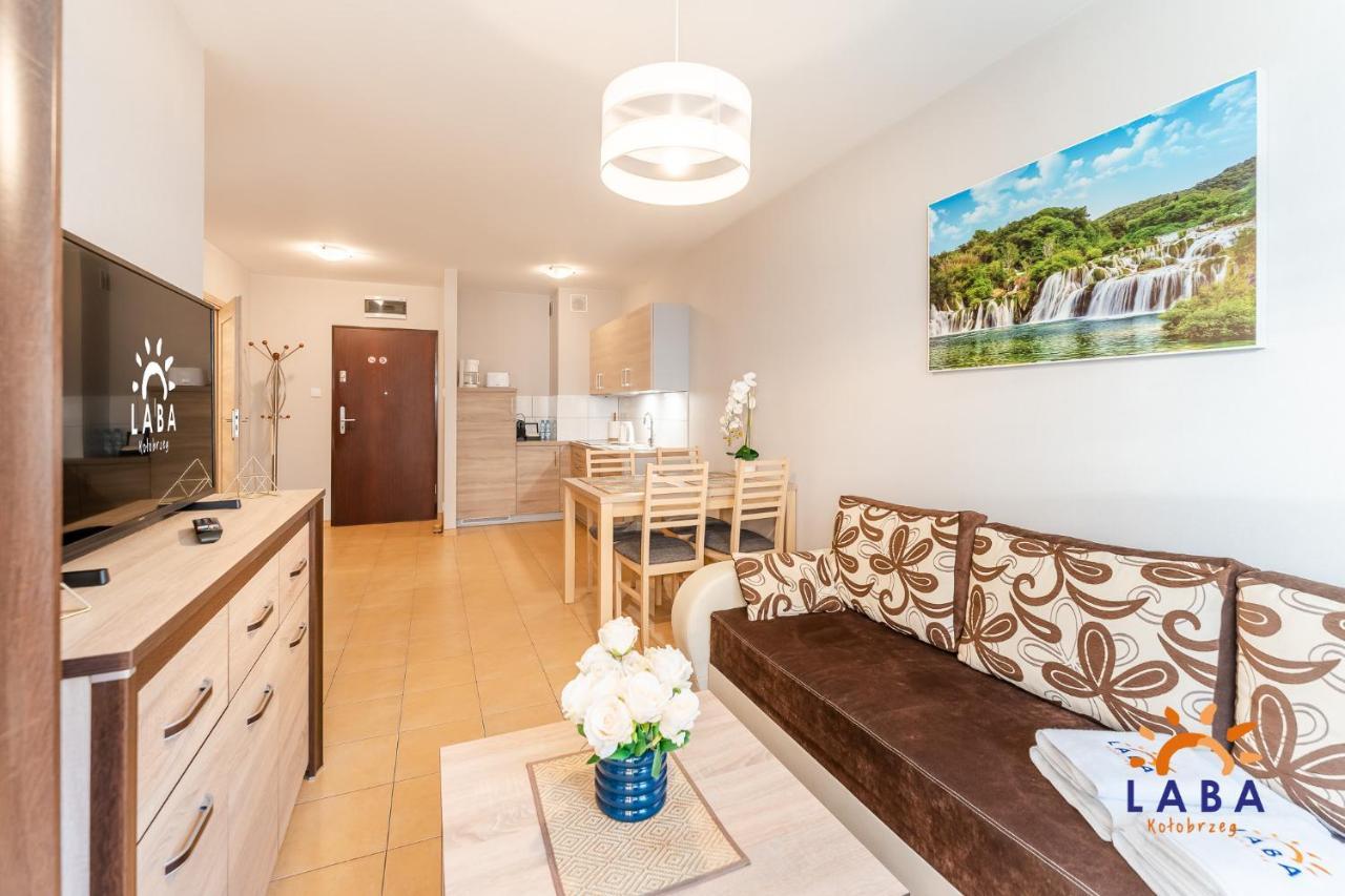 Laba Kolobrzeg Apartamenty Bursztynowe Z Miejscami Postojowymi Exterior photo