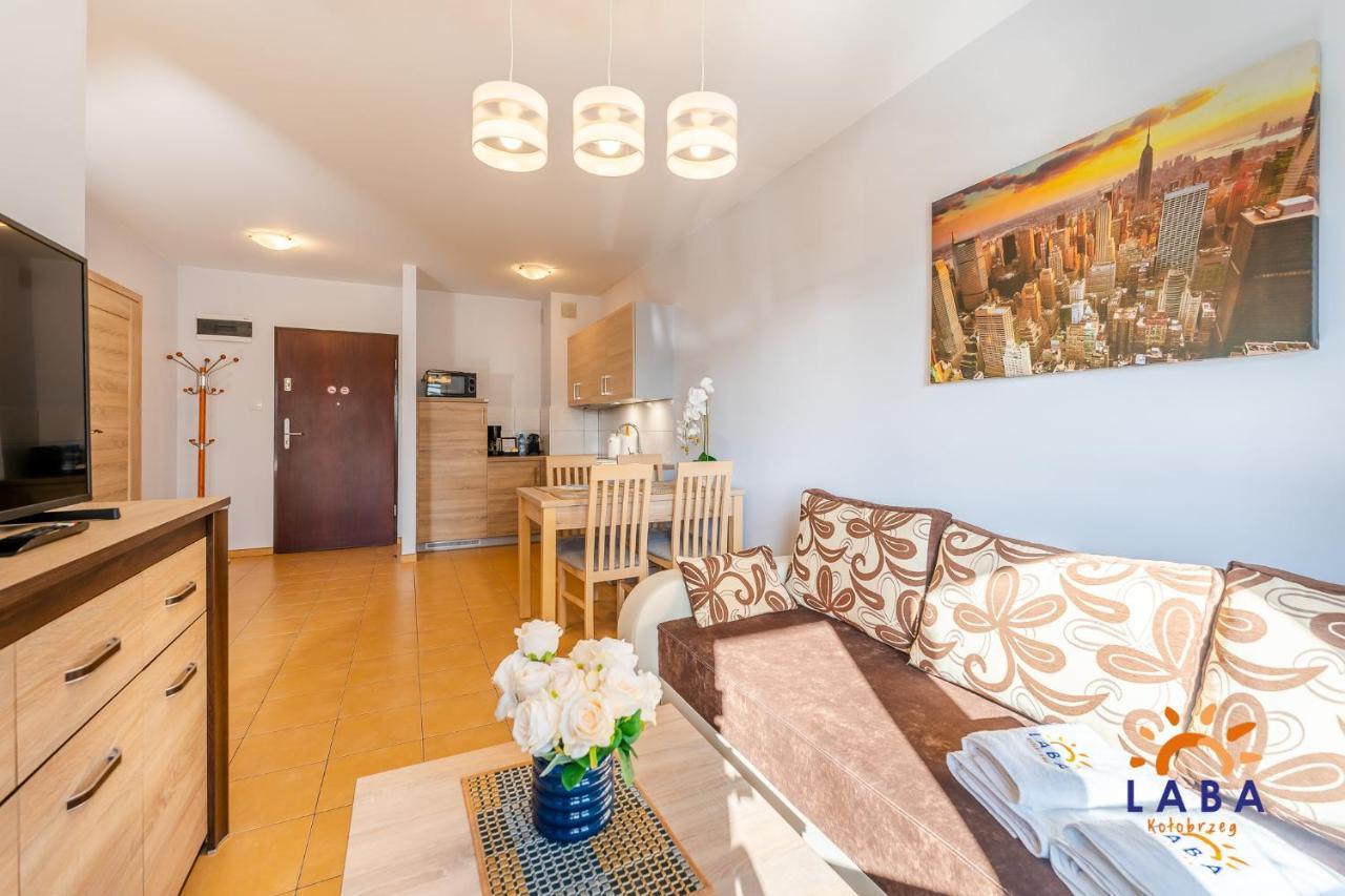 Laba Kolobrzeg Apartamenty Bursztynowe Z Miejscami Postojowymi Exterior photo