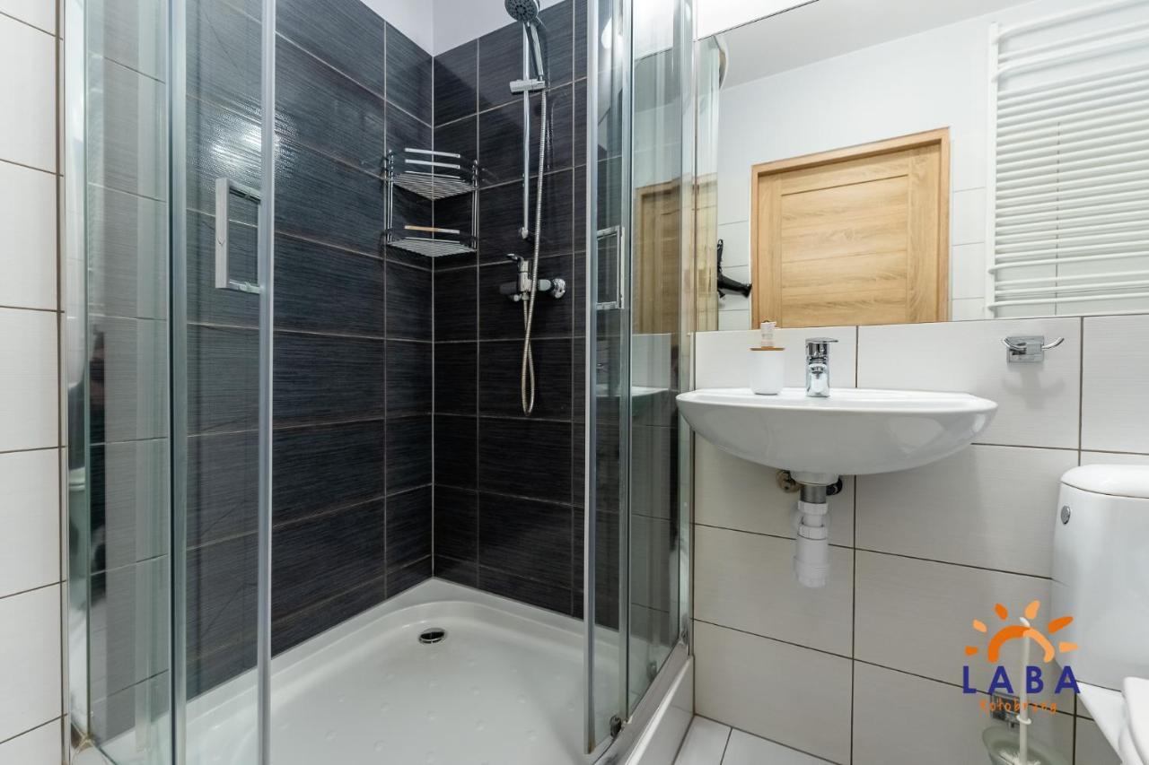 Laba Kolobrzeg Apartamenty Bursztynowe Z Miejscami Postojowymi Exterior photo