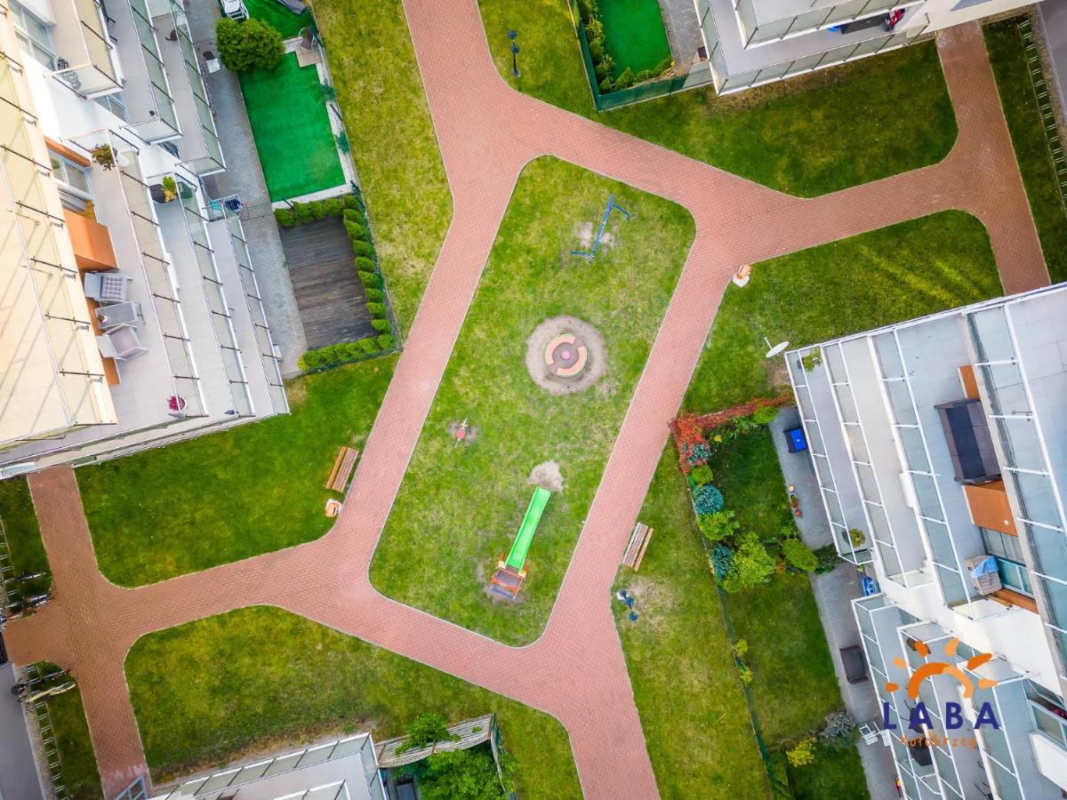 Laba Kolobrzeg Apartamenty Bursztynowe Z Miejscami Postojowymi Exterior photo